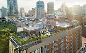 Eleven Hotel Bangkok Sukhumvit 11 - SHA Extra Plus